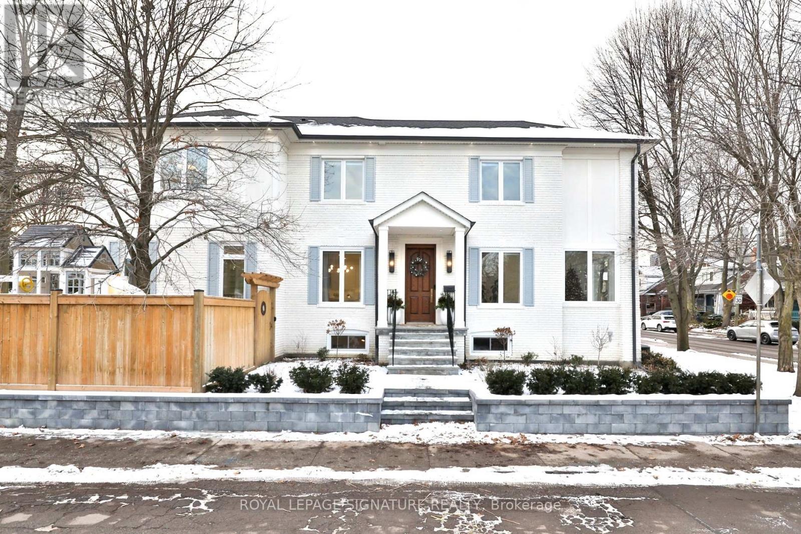 28 Belle Ayre Boulevard, Toronto, Ontario  M4S 1K3 - Photo 2 - C12609782