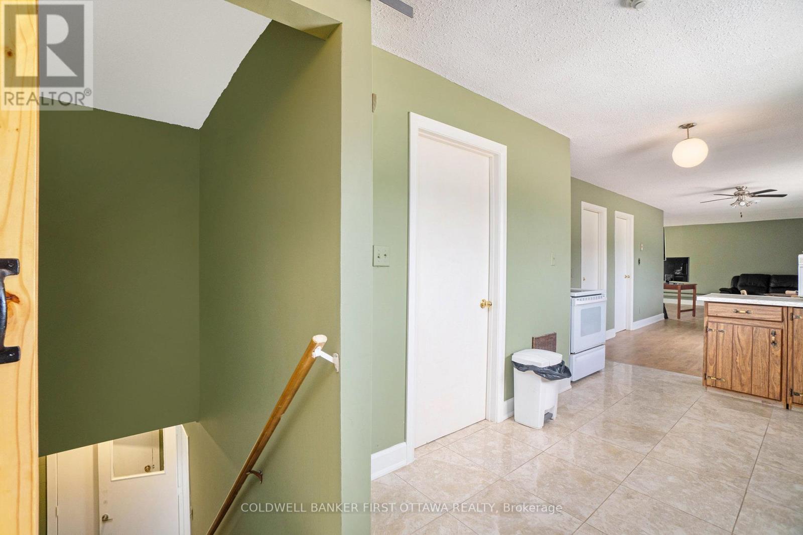 9628 Hwy 509, North Frontenac, Ontario  K0H 2J0 - Photo 15 - X12219606