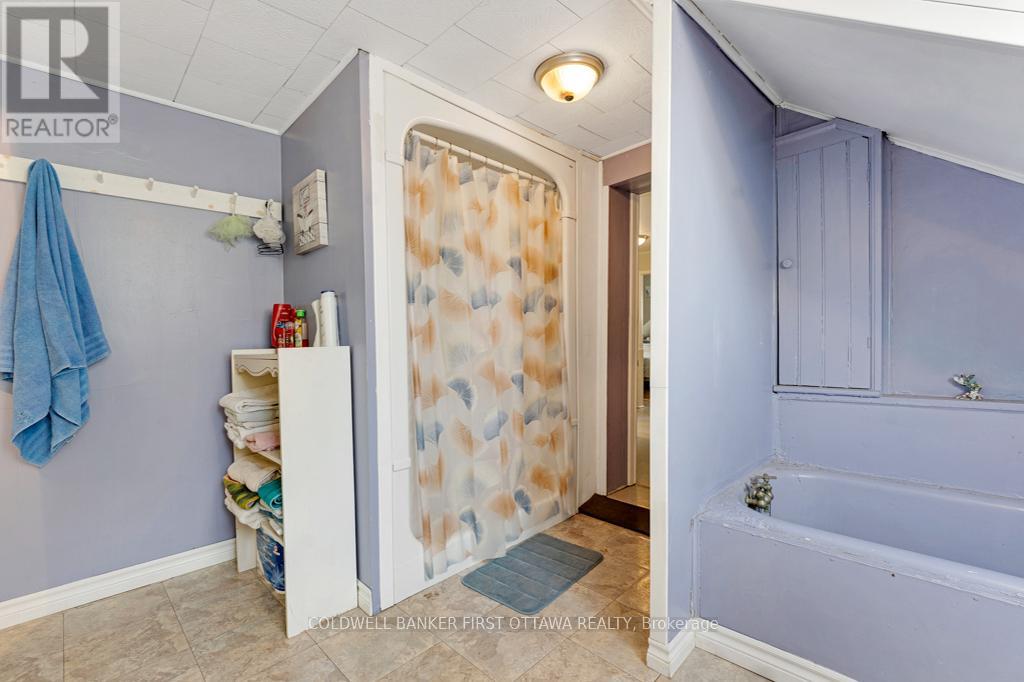 1373 Flower Station Road, Lanark Highlands, Ontario K0G 1K0 - Photo 21 - X12344422