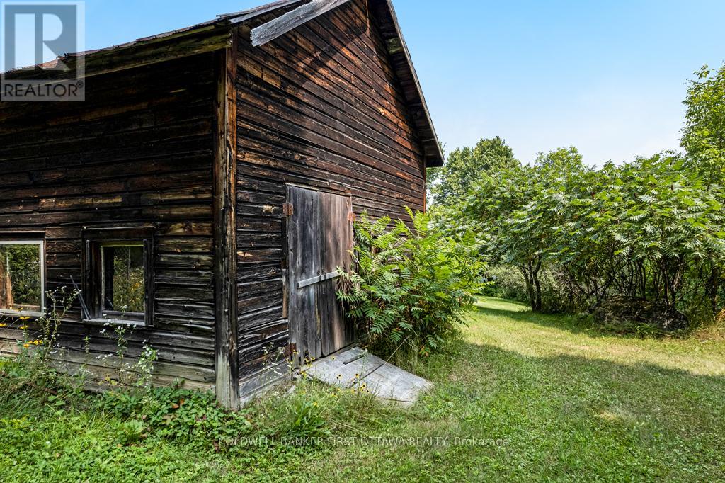 1373 Flower Station Road, Lanark Highlands, Ontario K0G 1K0 - Photo 43 - X12344422