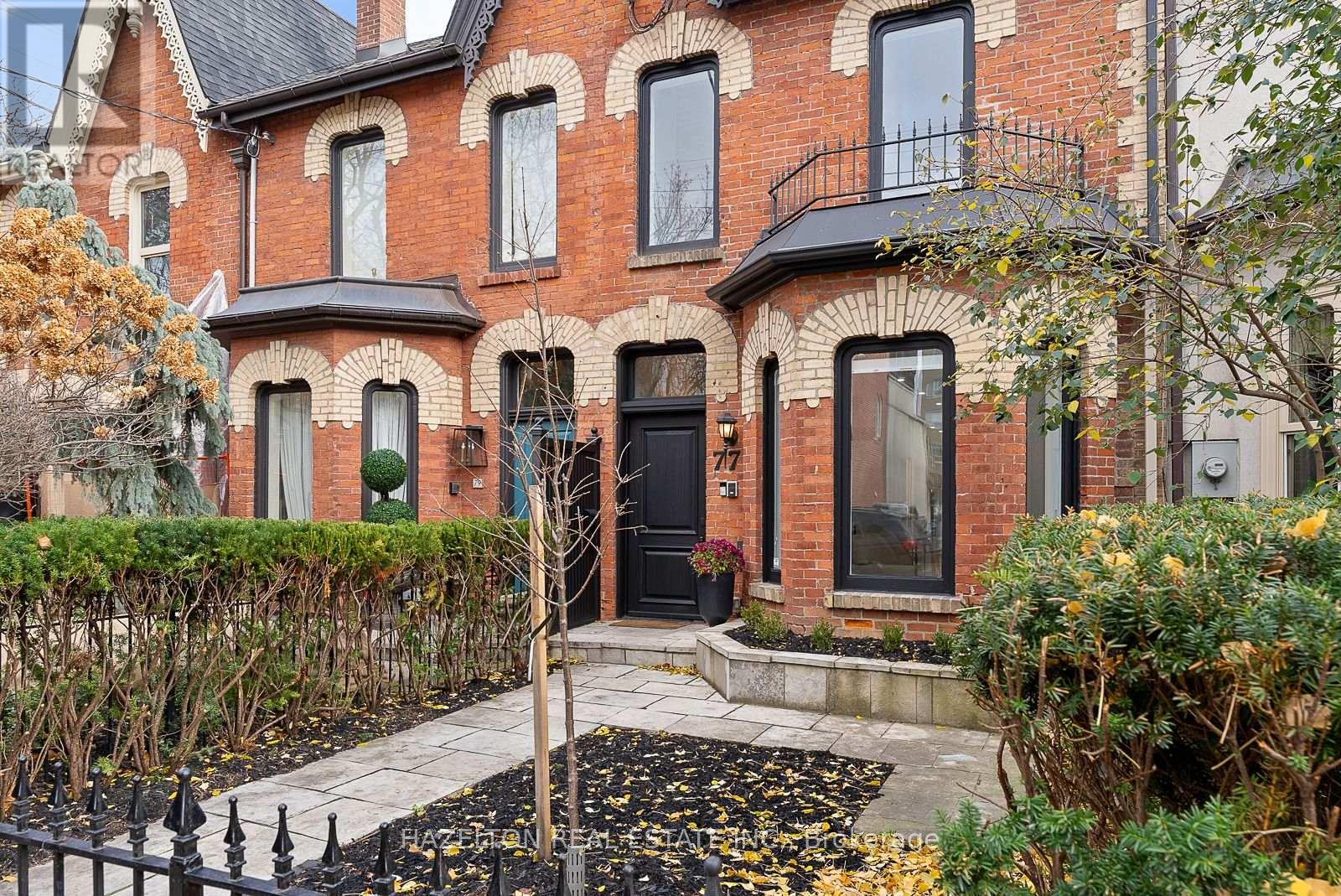 77 HAZELTON AVENUE, Toronto, Ontario