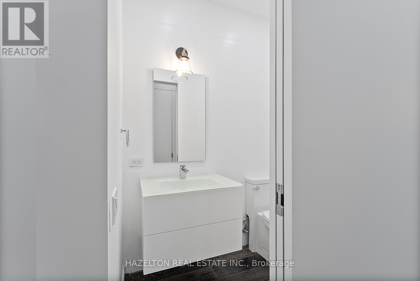 77 Hazelton Avenue, Toronto, Ontario  M5R 2E3 - Photo 16 - C12610500