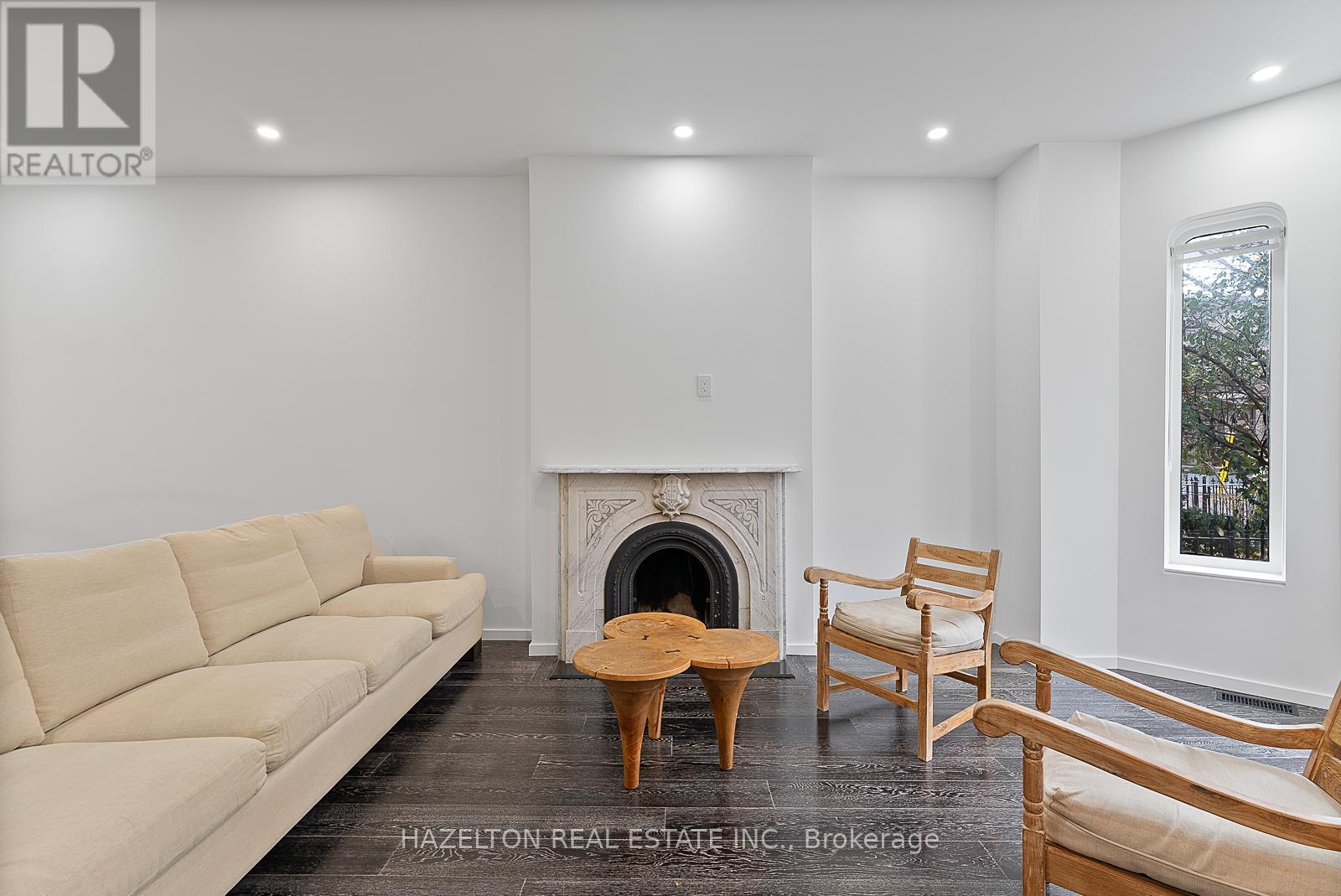 77 Hazelton Avenue, Toronto, Ontario  M5R 2E3 - Photo 4 - C12610500