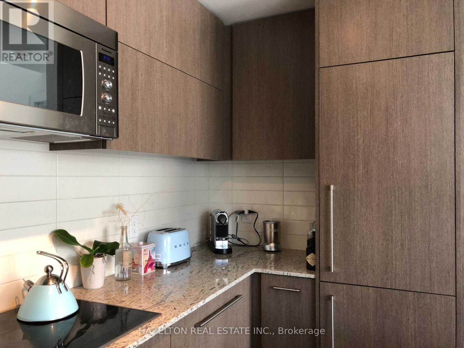 210 - 170 Avenue Road, Toronto, Ontario  M5R 0A4 - Photo 10 - C12610546