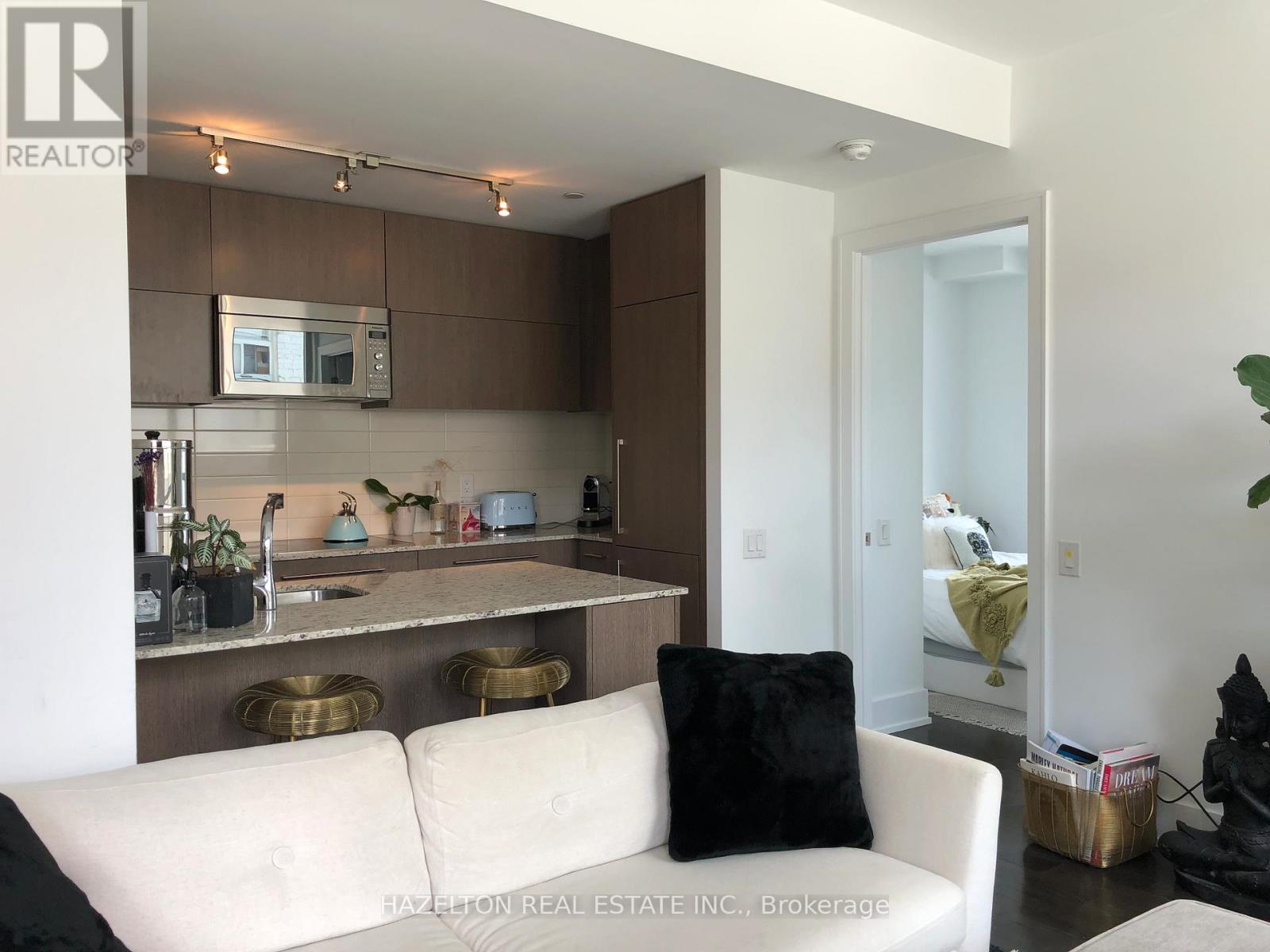 210 - 170 Avenue Road, Toronto, Ontario  M5R 0A4 - Photo 12 - C12610546