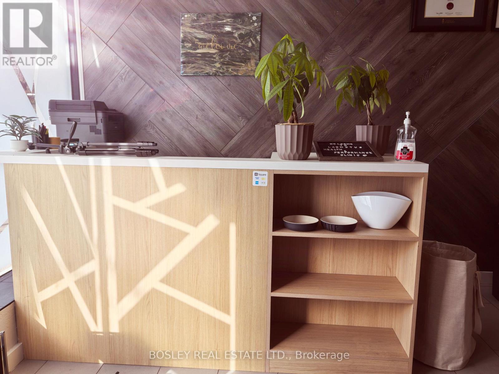 Retail - 511 Mount Pleasant Road, Toronto, Ontario  M4S 2M4 - Photo 4 - C12610554