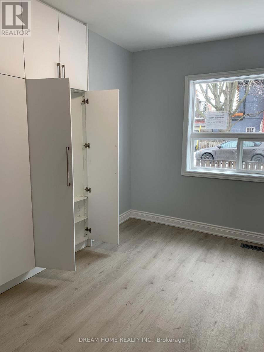 101 - 12 Mansfield Avenue, Toronto (Trinity-Bellwoods), Ontario  M6J 2B1 - Photo 5 - C12610564