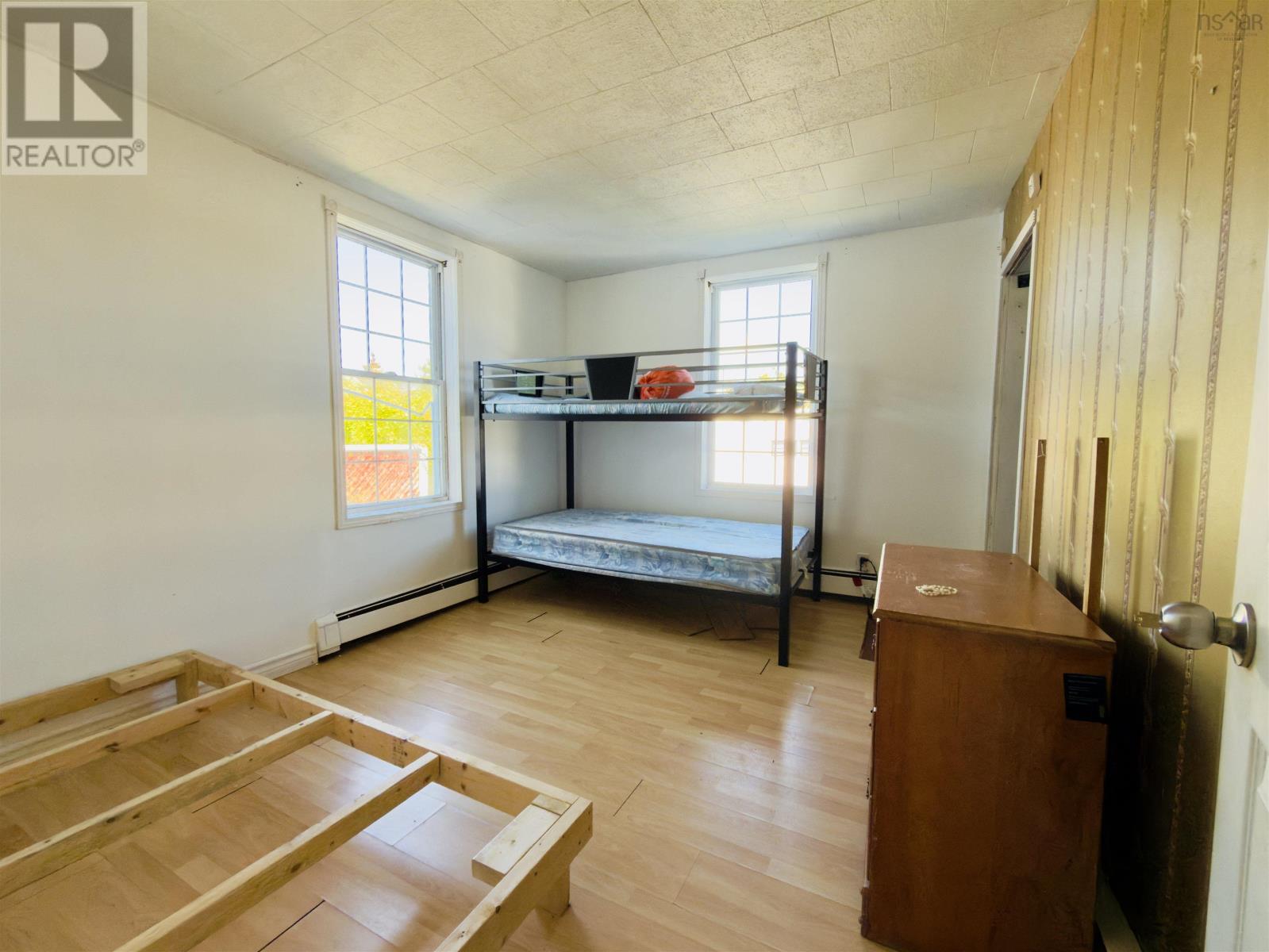 423 King Street, New Waterford, Nova Scotia B1H 3Y5 - Photo 16 - 202523894