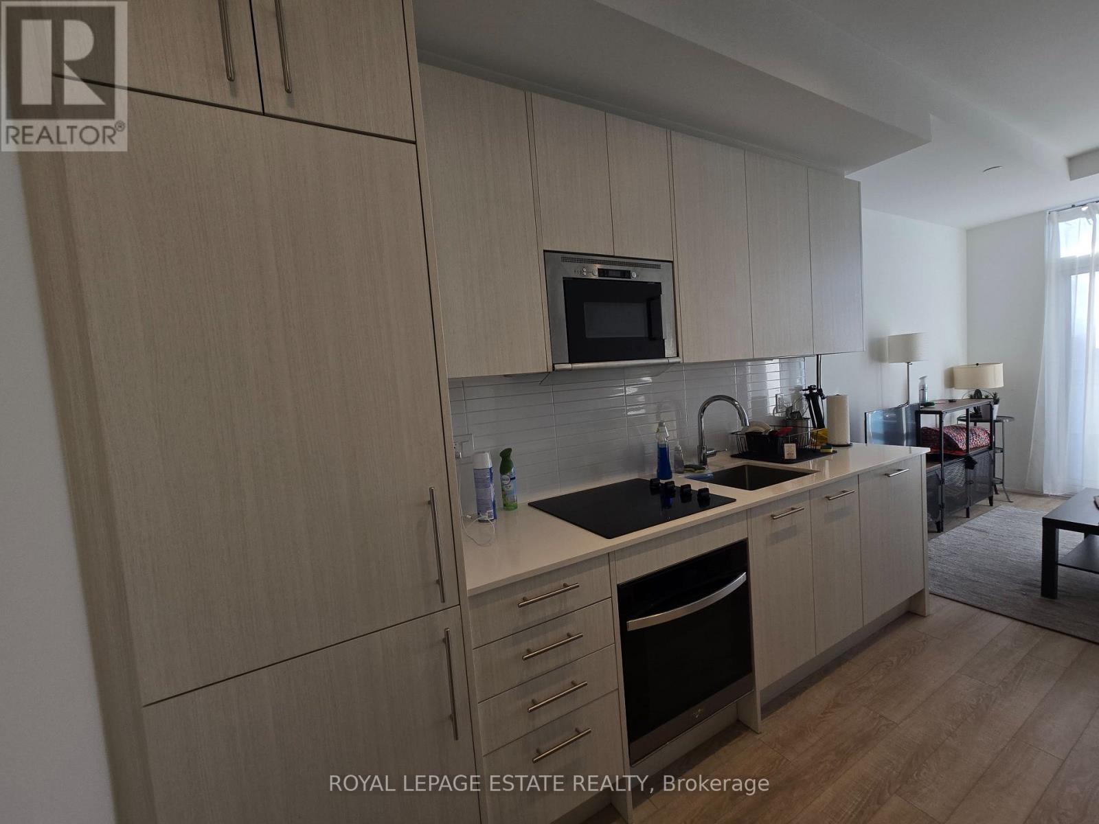 620 - 286 Main Street, Toronto, Ontario  M4C 0B3 - Photo 4 - E12610556