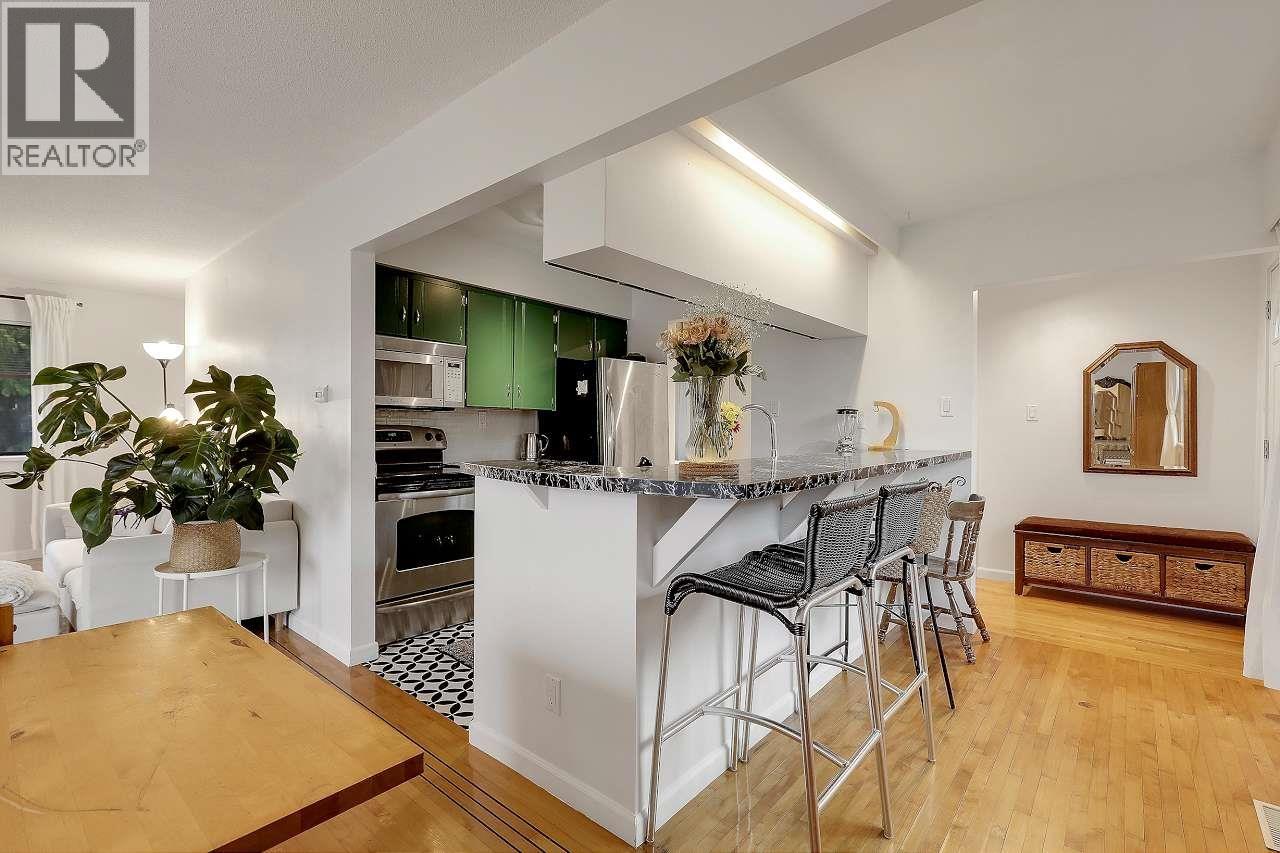 1479 Elinor Crescent, Port Coquitlam, British Columbia  V3C 6M5 - Photo 9 - R3072353