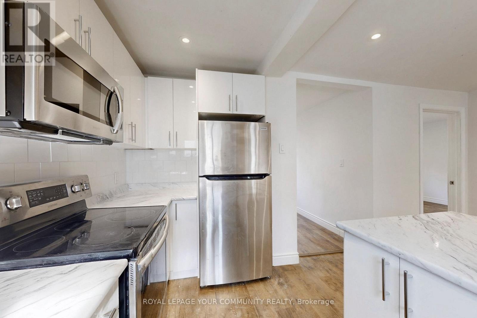 240 Royal Road, Georgina, Ontario  L4P 2T8 - Photo 22 - N12610508