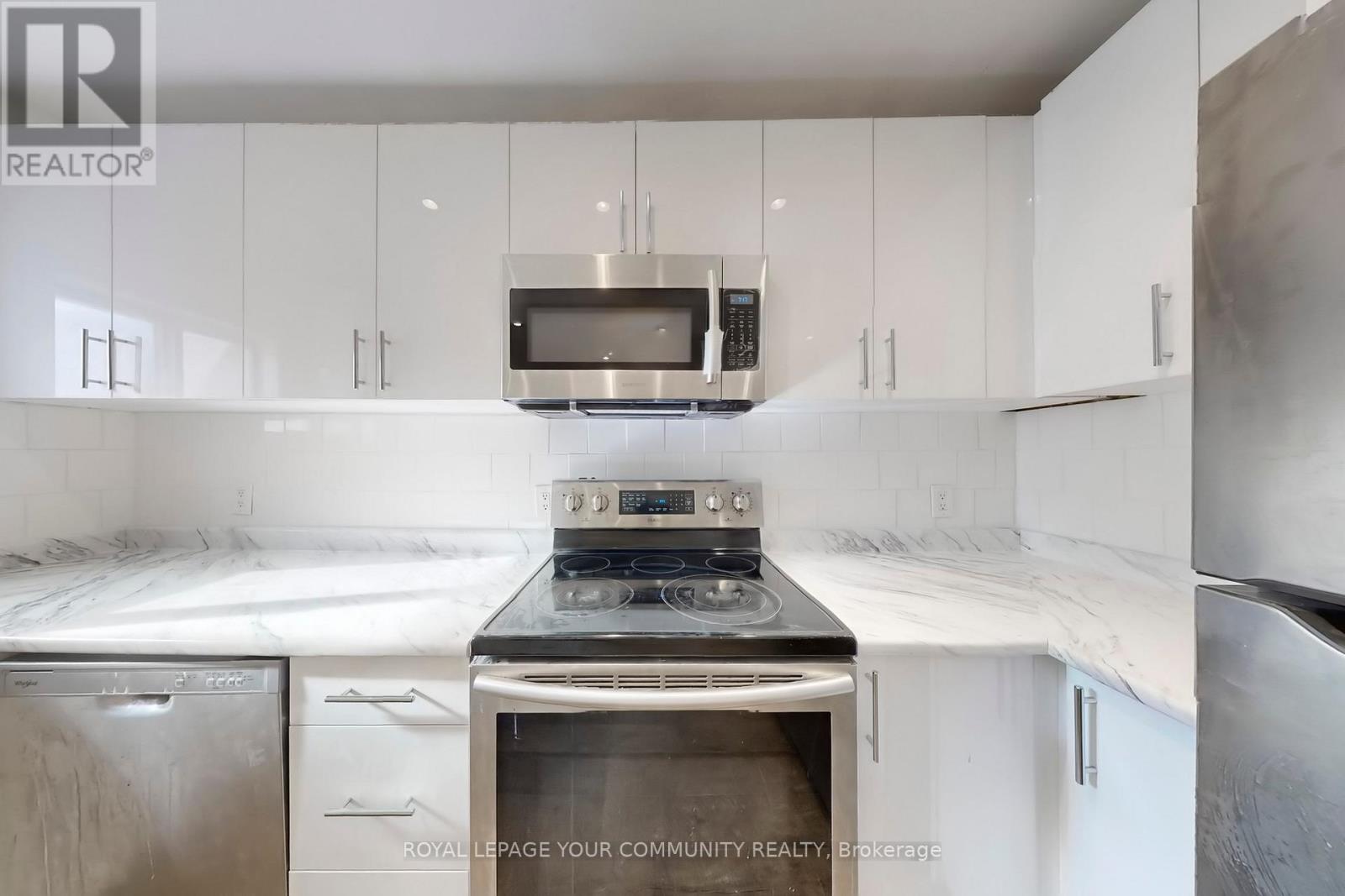 240 Royal Road, Georgina, Ontario  L4P 2T8 - Photo 24 - N12610508