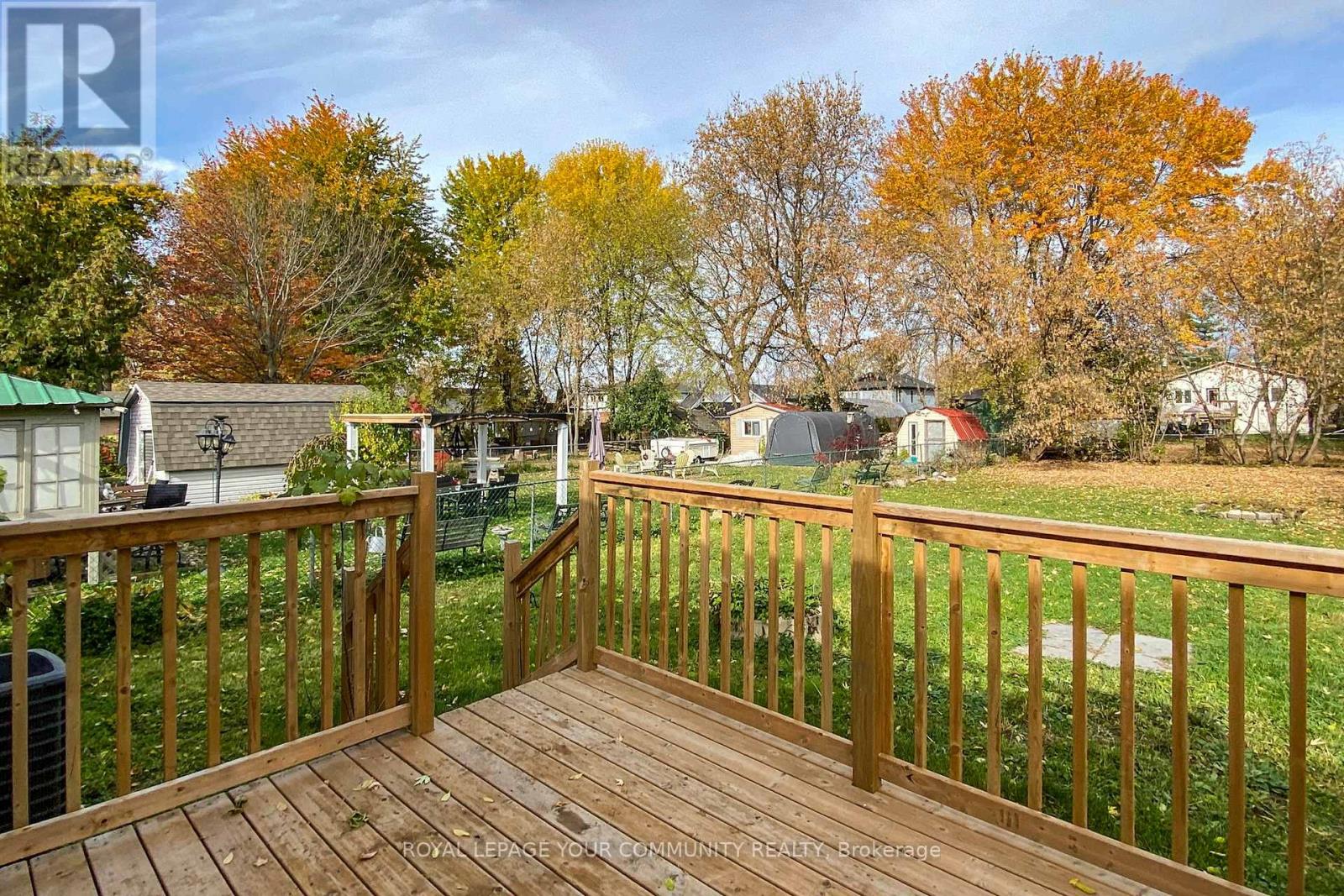 240 Royal Road, Georgina, Ontario  L4P 2T8 - Photo 41 - N12610508