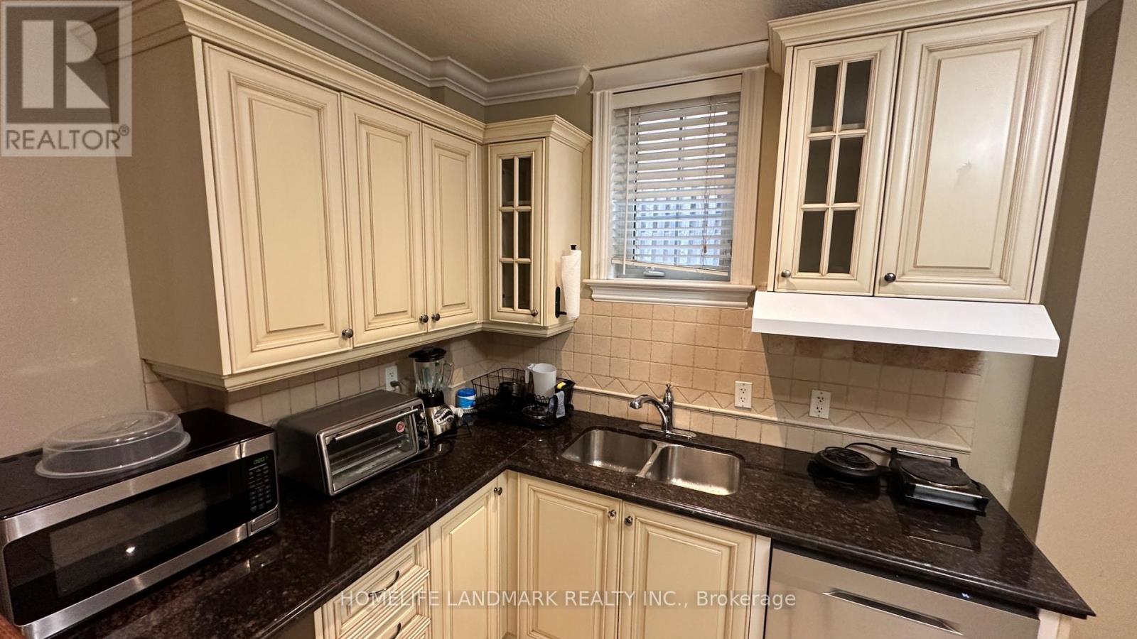 Lower - 202c Finch Avenue, Toronto, Ontario M2N 4R9 - Photo 7 - C12608662