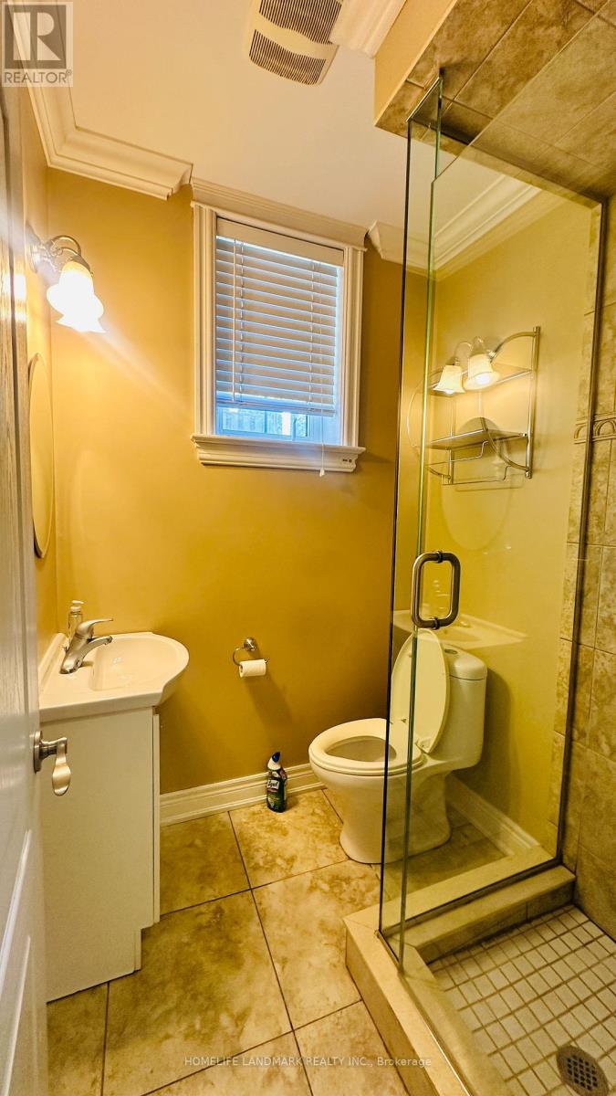 Lower - 202c Finch Avenue, Toronto, Ontario M2N 4R9 - Photo 14 - C12608662