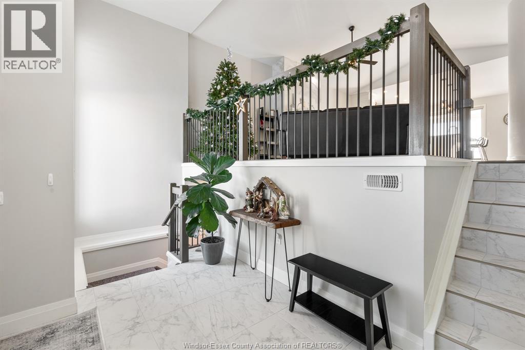 201 Mullen Crescent, Amherstburg, Ontario N9V 0C2 - Photo 2 - 25031376