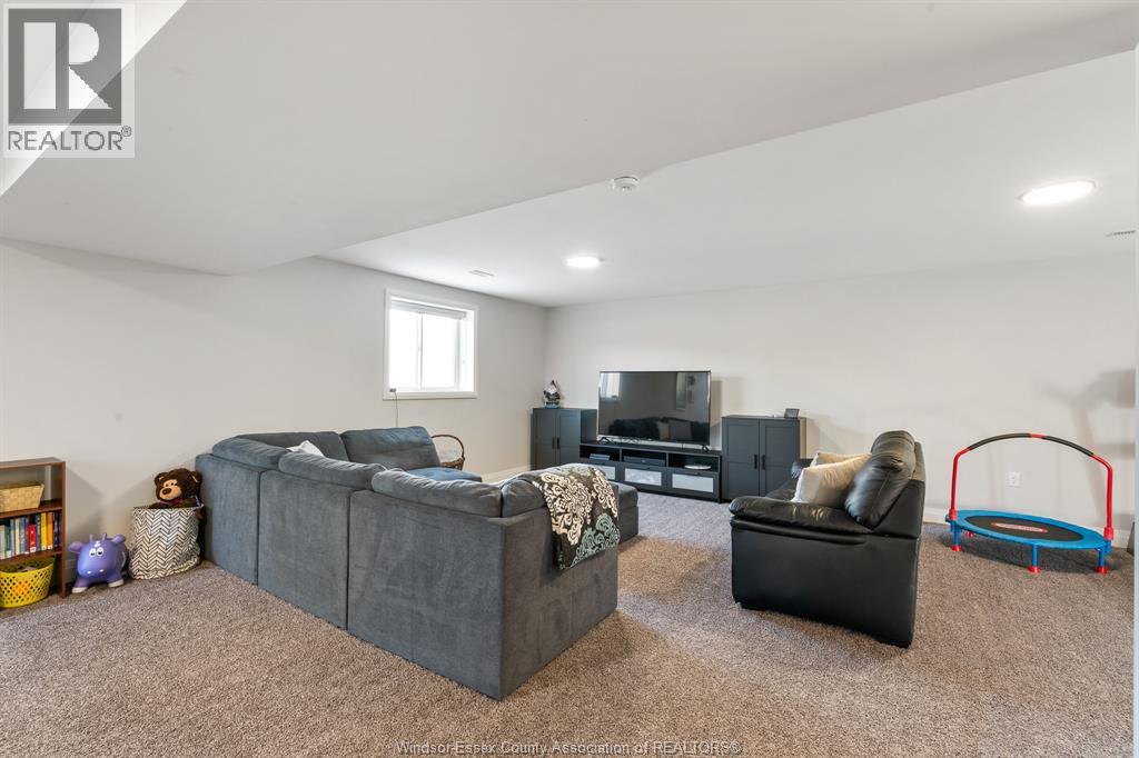 201 Mullen Crescent, Amherstburg, Ontario N9V 0C2 - Photo 32 - 25031376