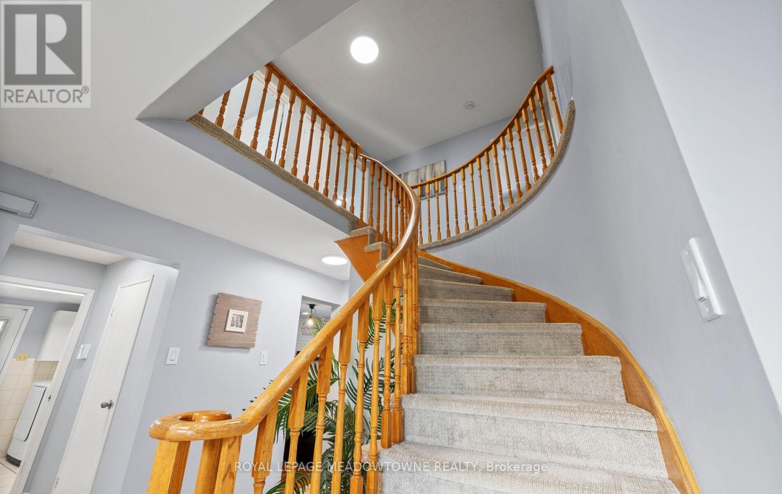 16 Cox Crescent, Brampton, Ontario  L6X 3H1 - Photo 22 - W12610182