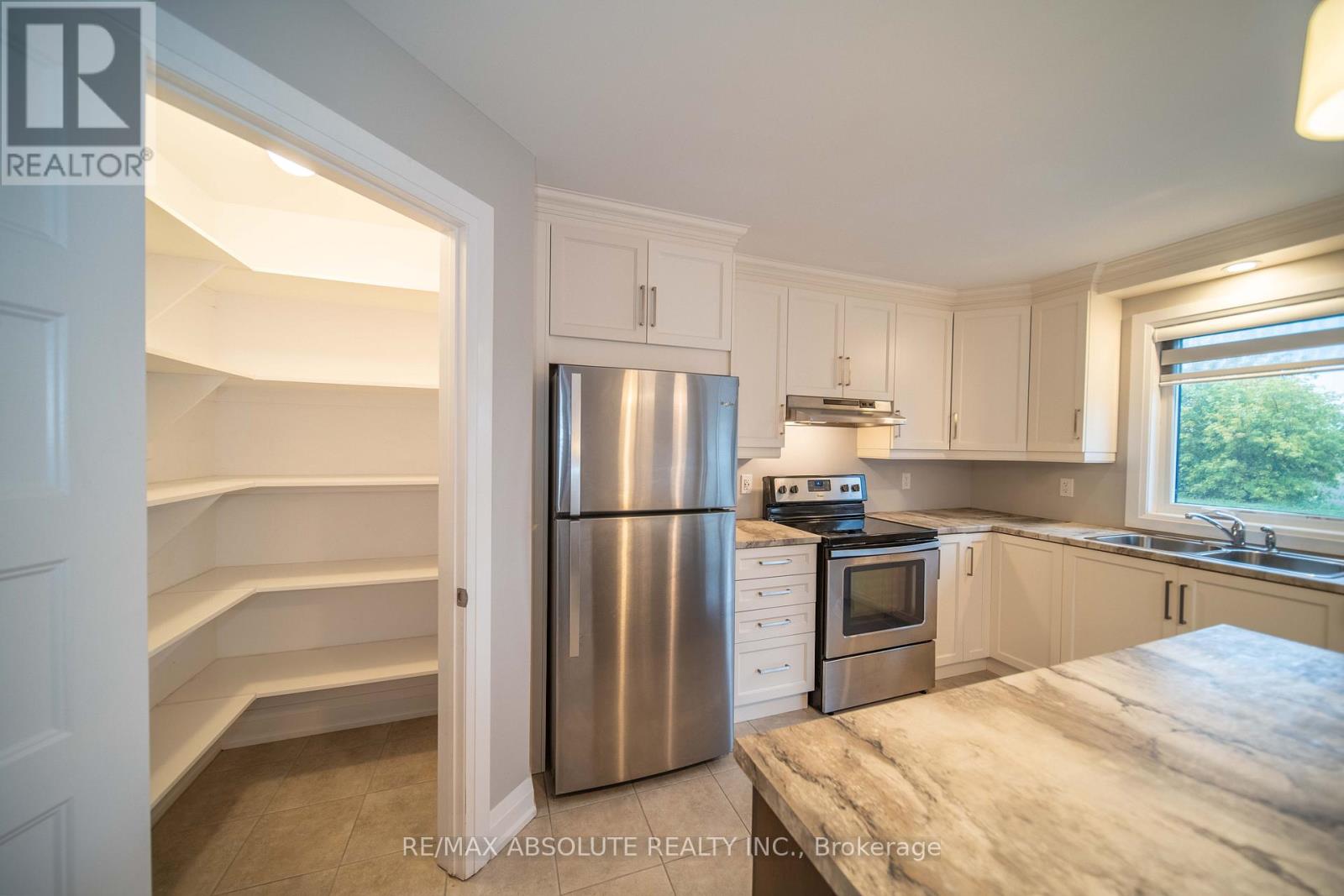 287 Belfort Street, Russell, Ontario  K0A 1W0 - Photo 13 - X12591778