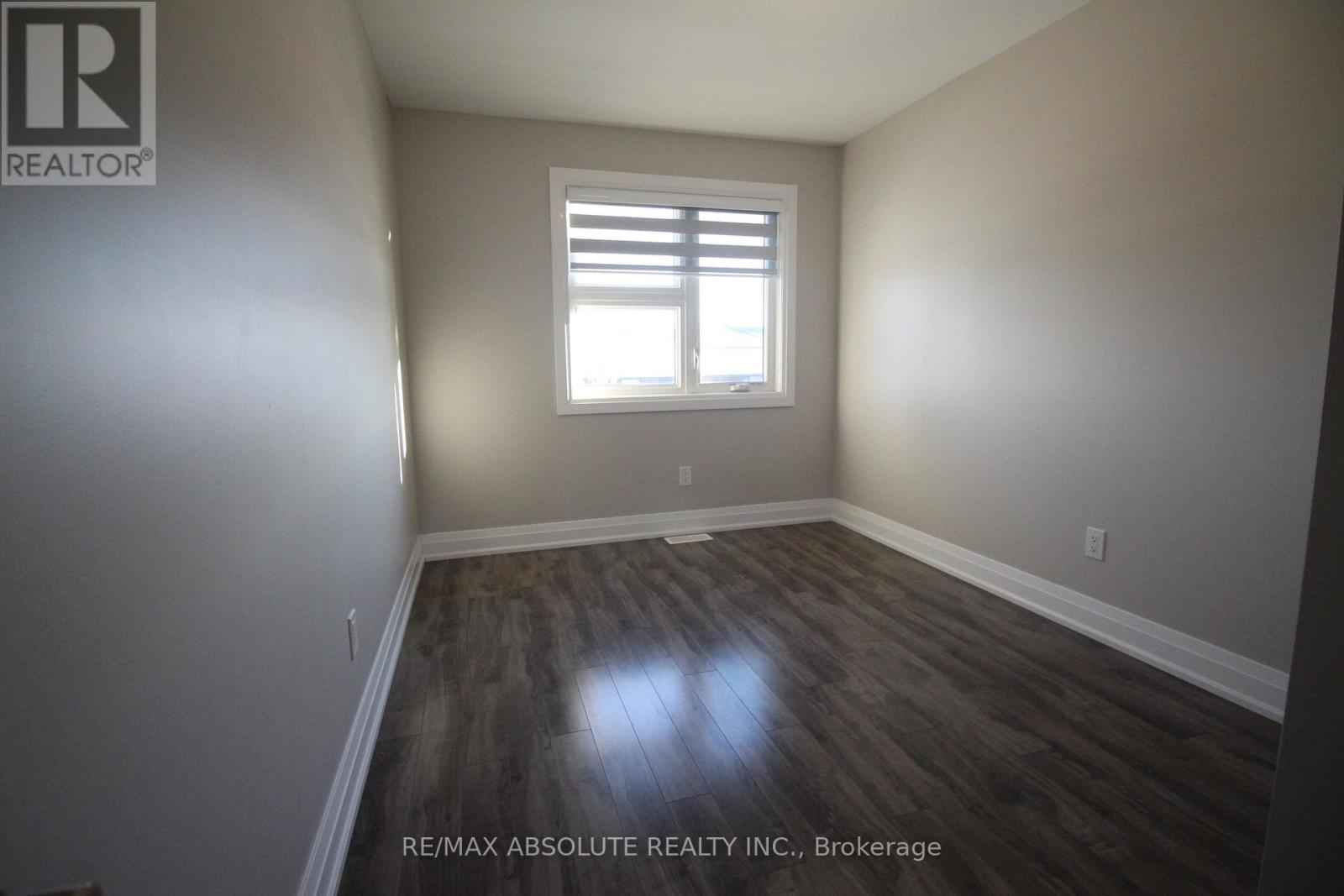 287 Belfort Street, Russell, Ontario  K0A 1W0 - Photo 19 - X12591778