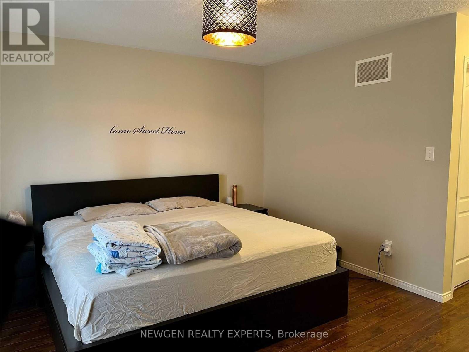 72 - 3250 Bentley Drive, Mississauga, Ontario L5M 0P7 - Photo 14 - W12610522