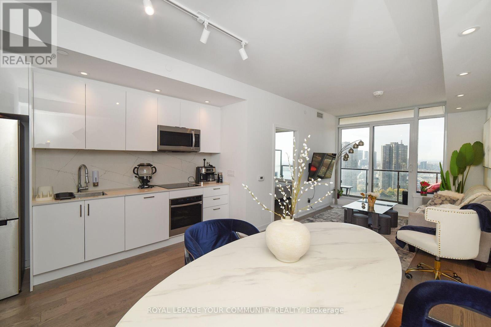 3611 - 1928 Lake Shore Boulevard, Toronto, Ontario  M6S 0B1 - Photo 8 - W12610550