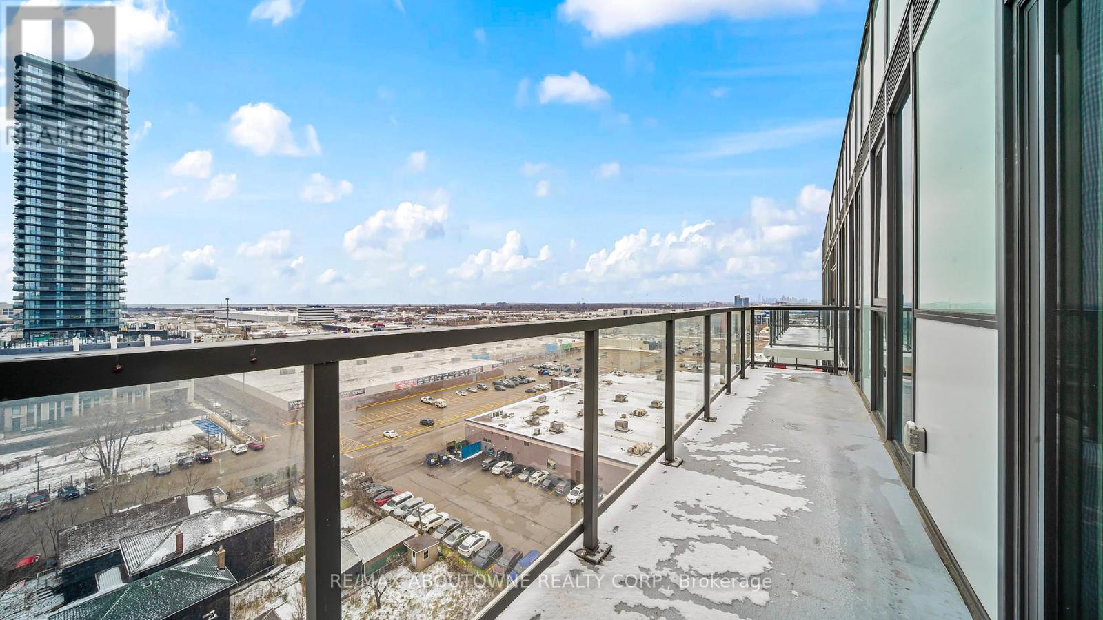 Ph 1007 - 1195 The Queensway Avenue, Toronto, Ontario  M8Z 0H1 - Photo 24 - W12610572