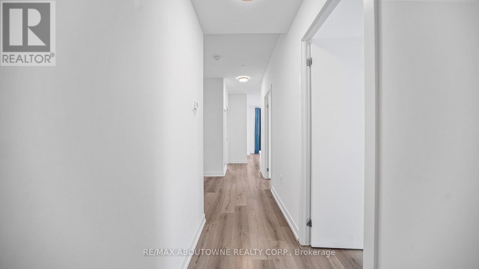 Ph 1007 - 1195 The Queensway Avenue, Toronto, Ontario  M8Z 0H1 - Photo 8 - W12610572