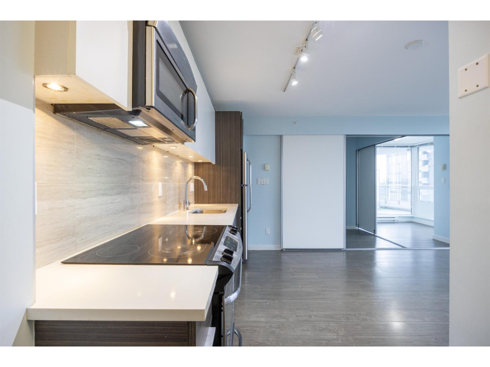 1108 13303 103a Avenue, Surrey, British Columbia  V3T 0K6 - Photo 11 - R3071275