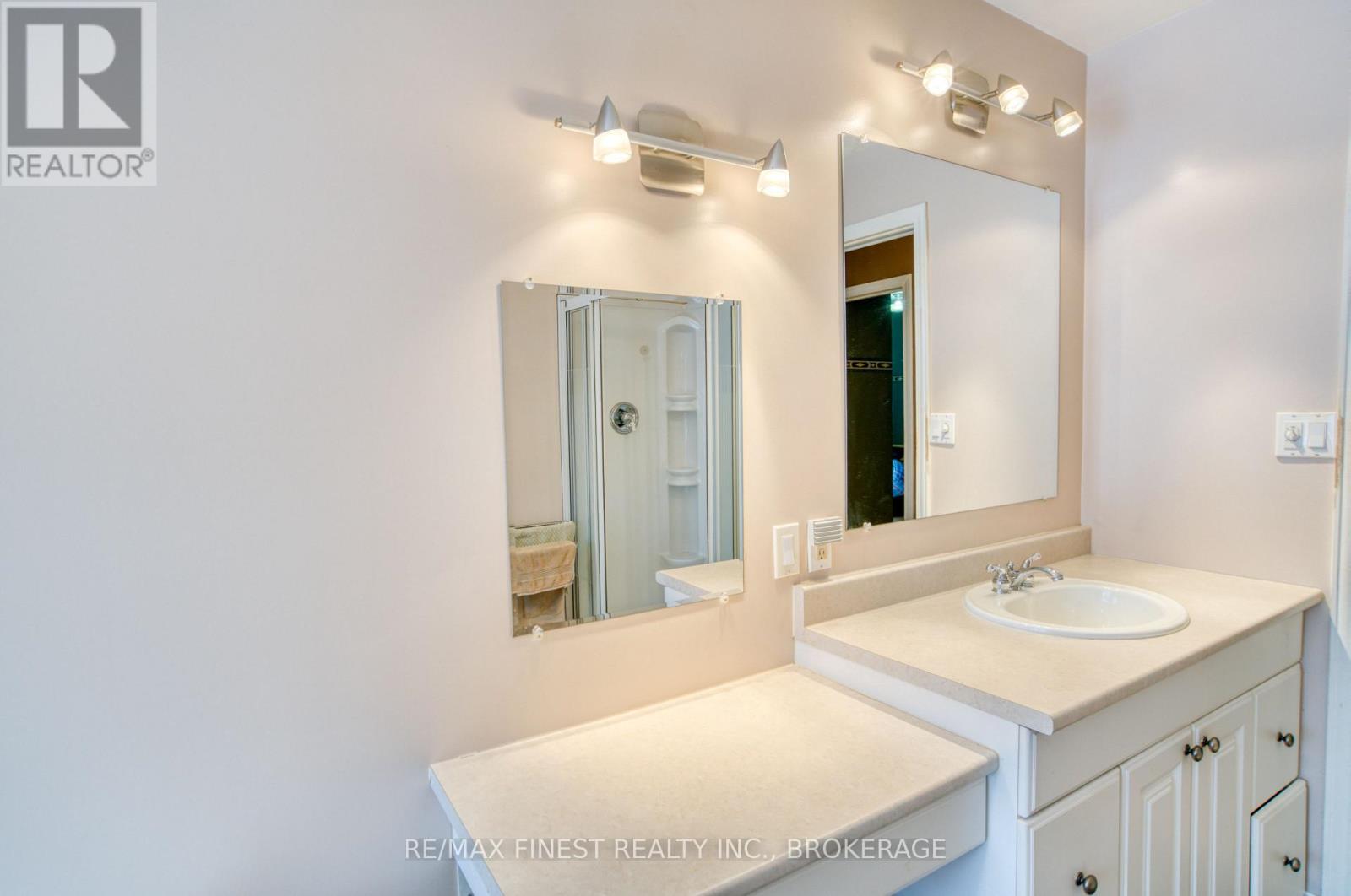 1182 Clement Road, Frontenac, Ontario K0H 2P0 - Photo 32 - X12610694