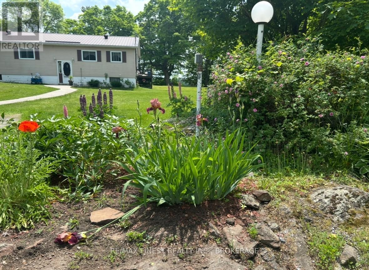 1182 Clement Road, Frontenac, Ontario K0H 2P0 - Photo 48 - X12610694