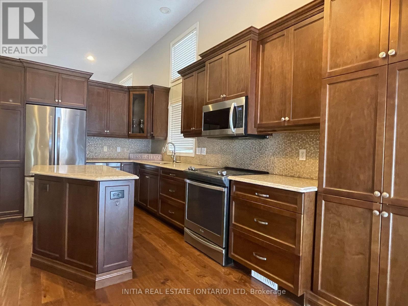 1283 Nicole Avenue, London North, Ontario  N5X 4M7 - Photo 6 - X12610704