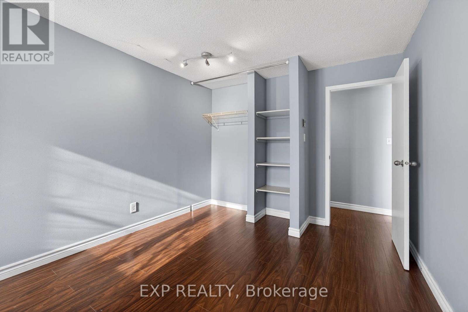 211 - 727 Deveron Crescent, London South, Ontario  N5Z 4X4 - Photo 15 - X12610720