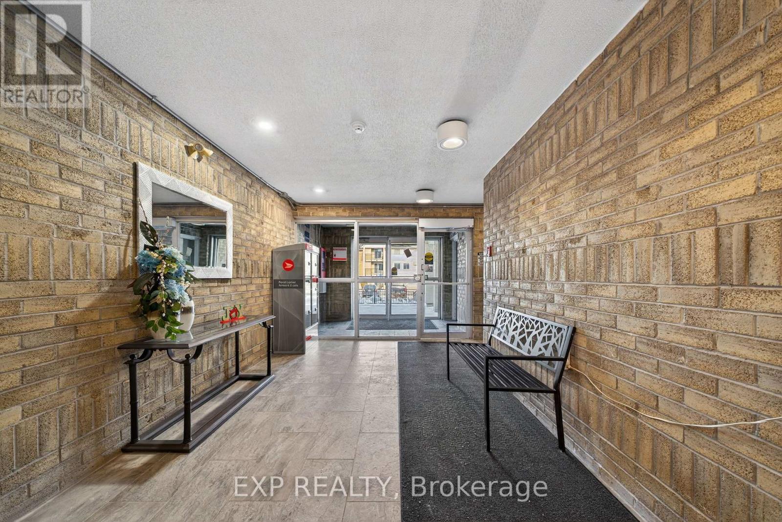 211 - 727 Deveron Crescent, London South, Ontario  N5Z 4X4 - Photo 25 - X12610720