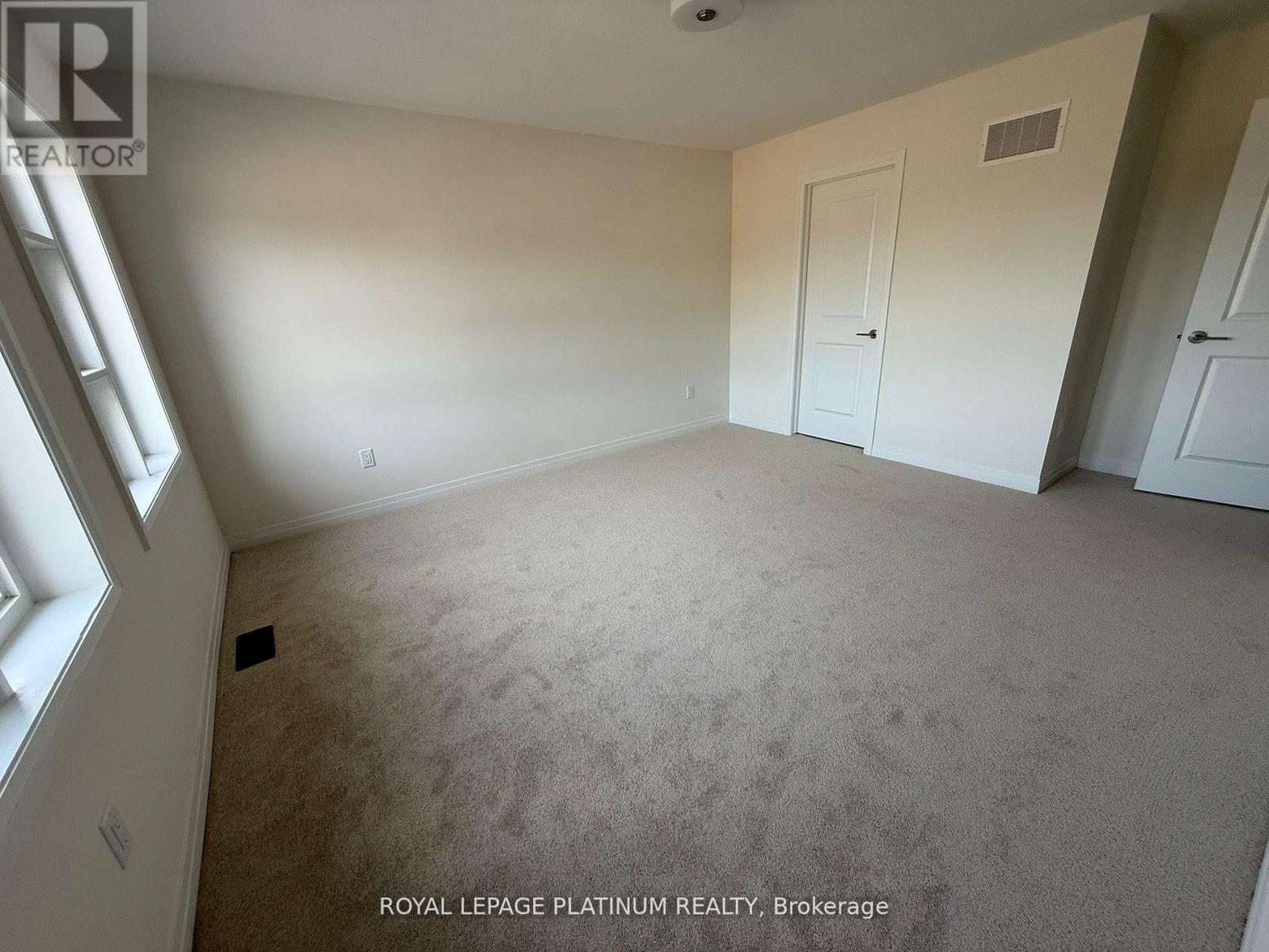 43 Mckernan Avenue, Brantford, Ontario  N3V 0C2 - Photo 10 - X12610568