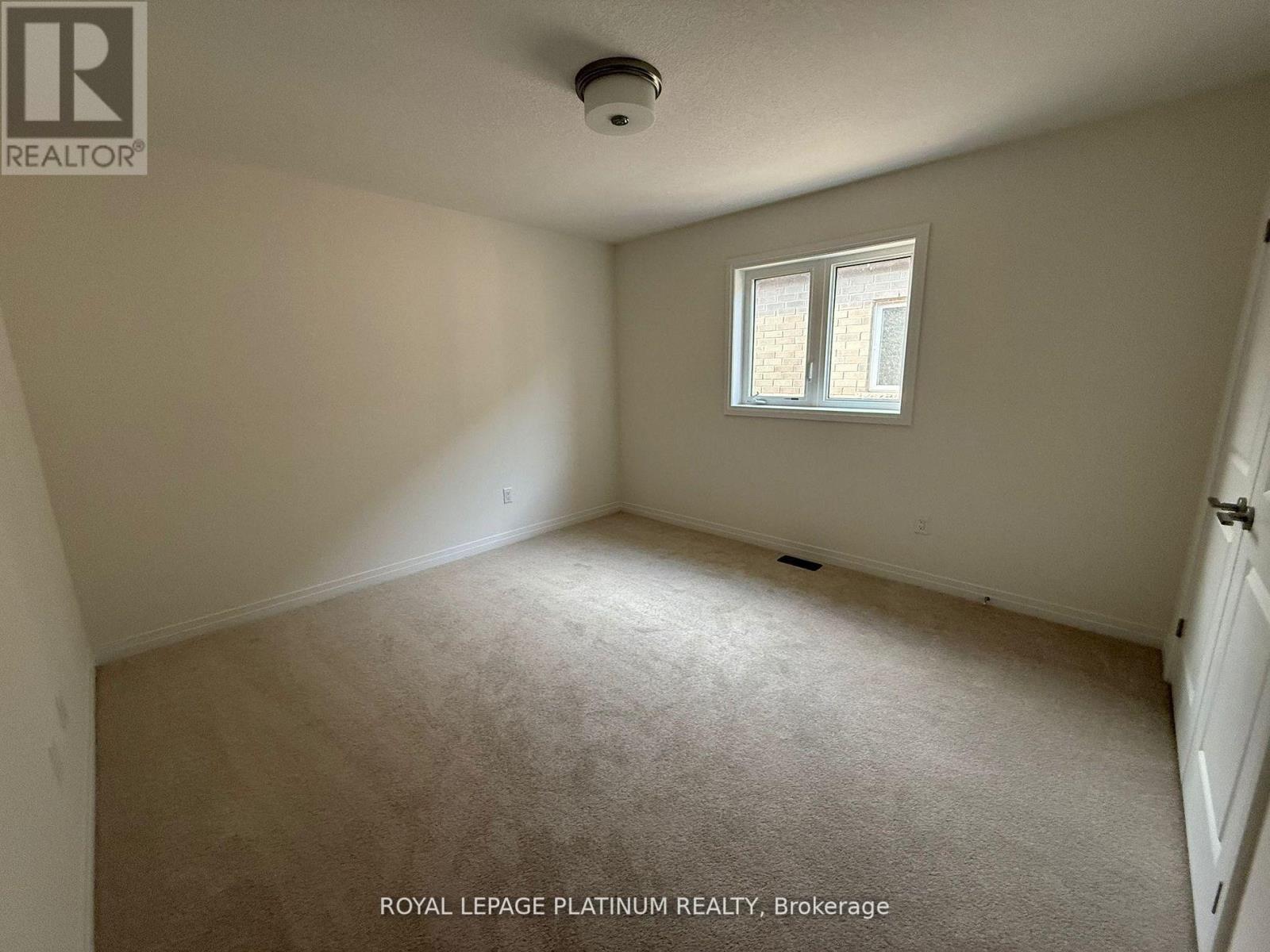 43 Mckernan Avenue, Brantford, Ontario  N3V 0C2 - Photo 11 - X12610568