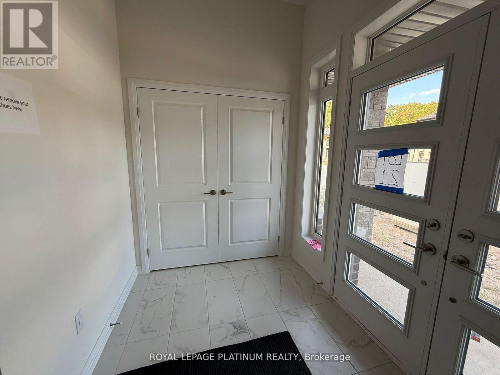 43 Mckernan Avenue, Brantford, Ontario  N3V 0C2 - Photo 18 - X12610568