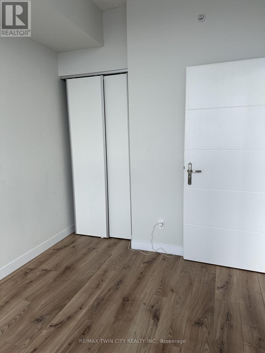 3008 - 60 Frederick Street, Kitchener, Ontario  N2H 0C7 - Photo 10 - X12610570