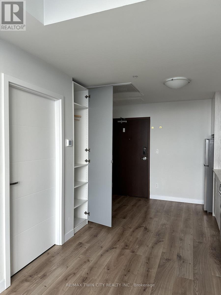 3008 - 60 Frederick Street, Kitchener, Ontario  N2H 0C7 - Photo 5 - X12610570