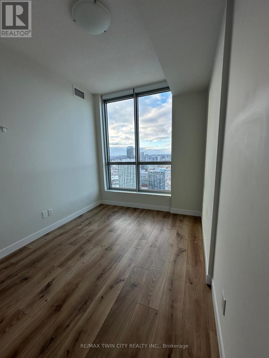 3008 - 60 Frederick Street, Kitchener, Ontario  N2H 0C7 - Photo 9 - X12610570