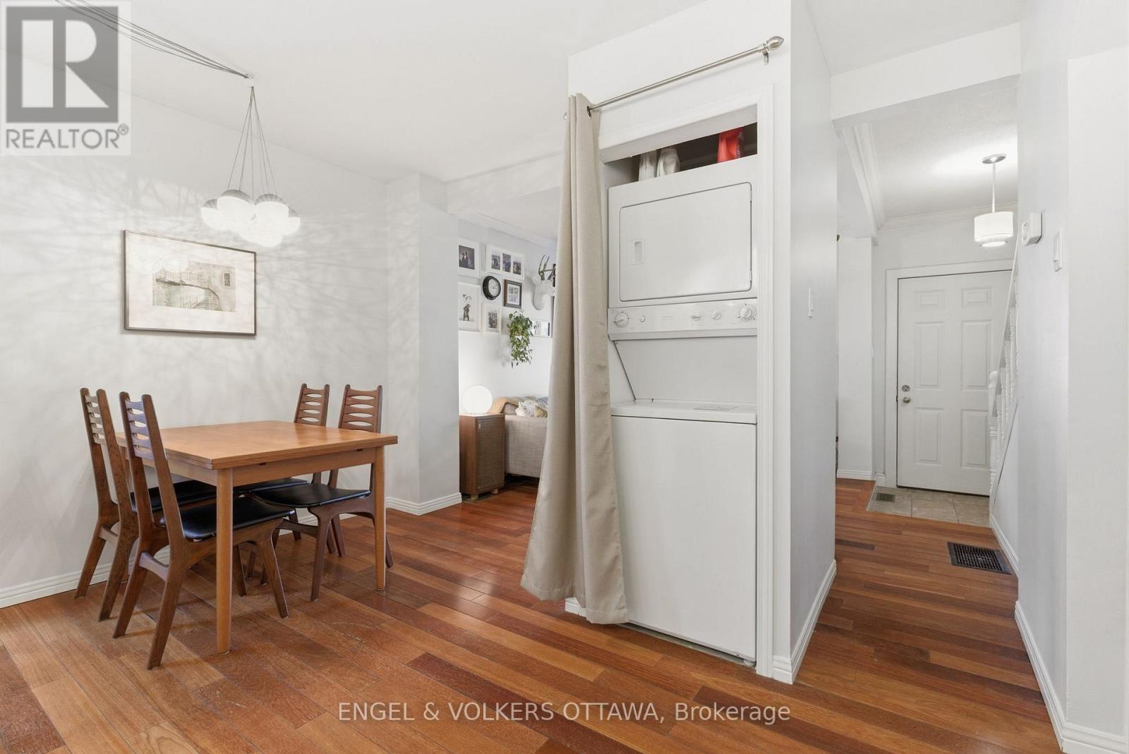 364 Arlington Avenue, Ottawa, Ontario  K1R 6Z3 - Photo 9 - X12610632