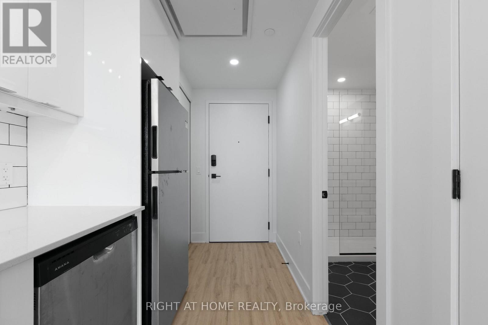 403 - 377 Winona Avenue, Ottawa, Ontario  K1Z 5H8 - Photo 7 - X12610654