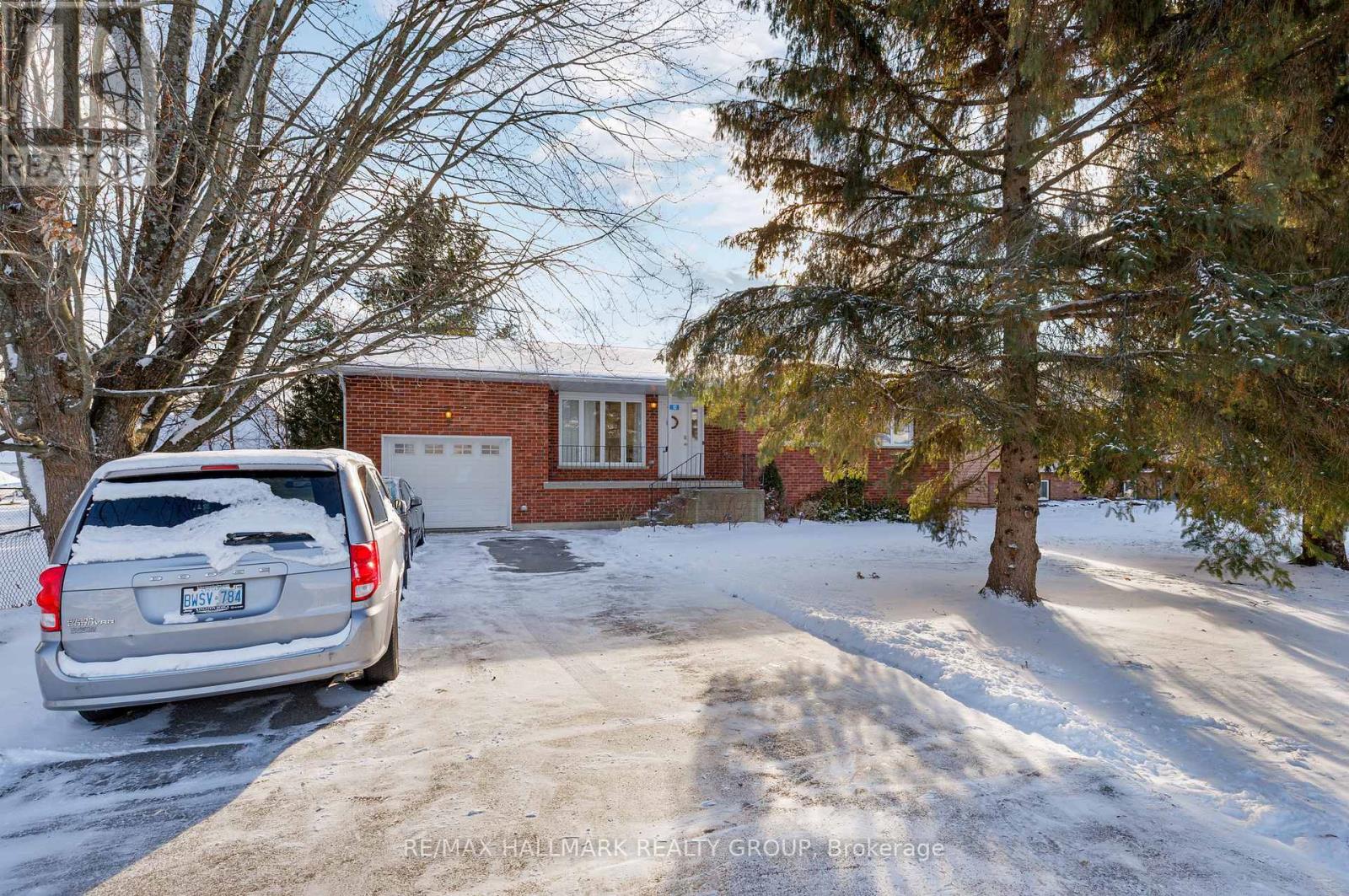 10 Frederick Street, Lansdowne Village, Ontario  K0E 1L0 - Photo 3 - X12610658