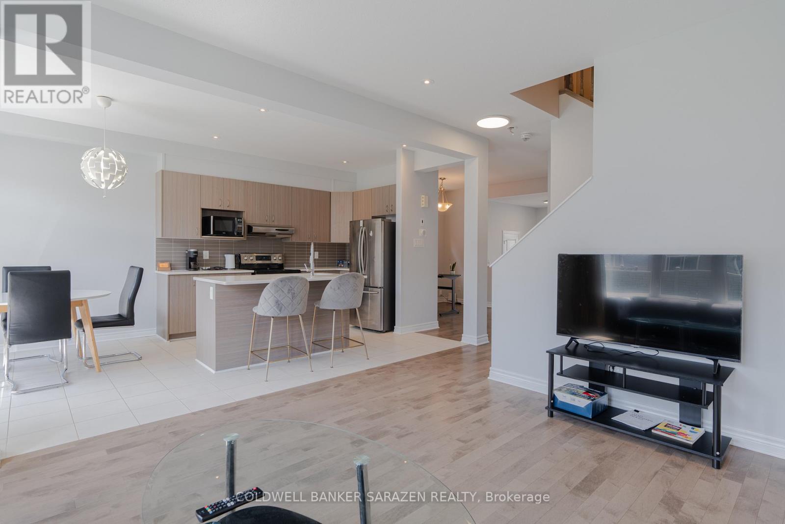 149 Westover Crescent, Ottawa, Ontario  K2T 0K6 - Photo 15 - X12610674