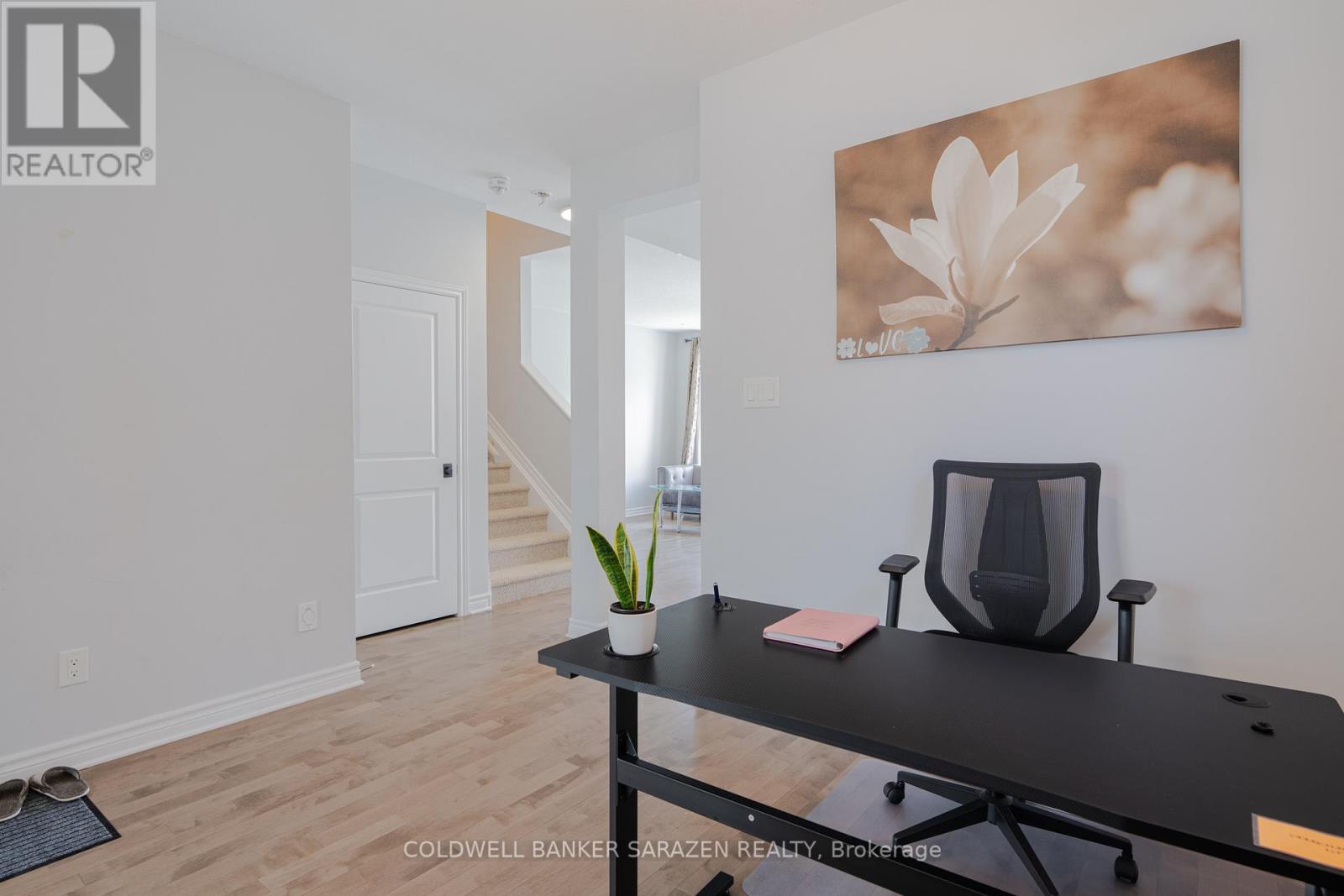 149 Westover Crescent, Ottawa, Ontario  K2T 0K6 - Photo 6 - X12610674