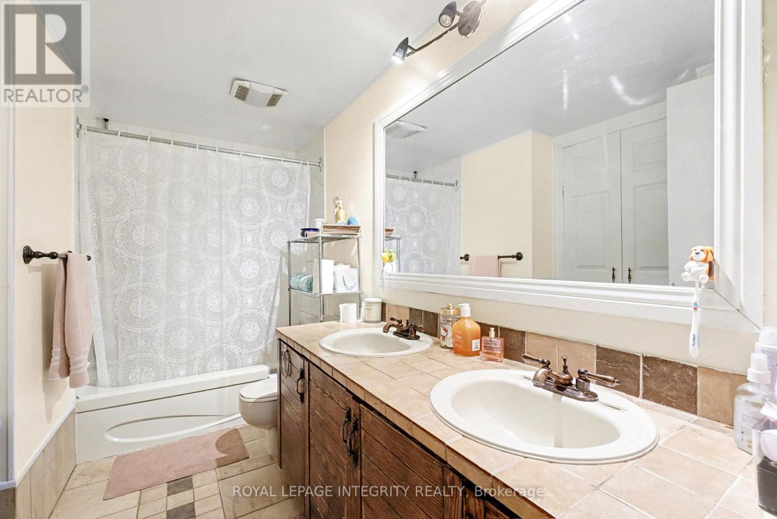 49 - 128 Rushford Private, Ottawa, Ontario K1T 3C5 - Photo 12 - X12610680