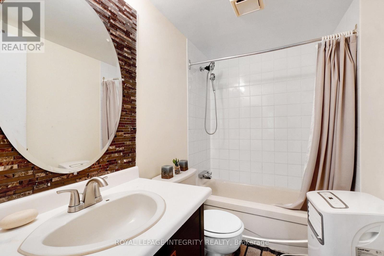 49 - 128 Rushford Private, Ottawa, Ontario K1T 3C5 - Photo 15 - X12610680