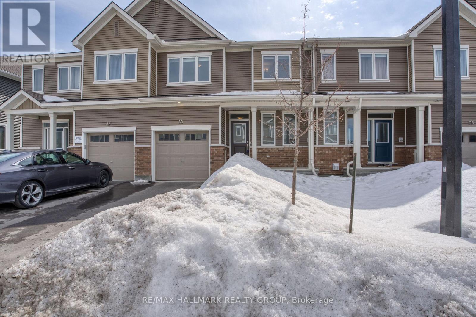 30 Focality Crescent, Ottawa, Ontario  K2J 6W7 - Photo 3 - X12610750