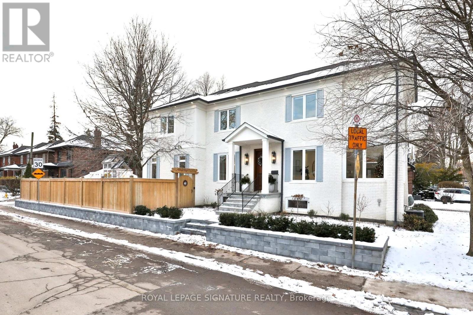 28 Belle Ayre Boulevard, Toronto, Ontario  M4S 1K3 - Photo 3 - C12609782
