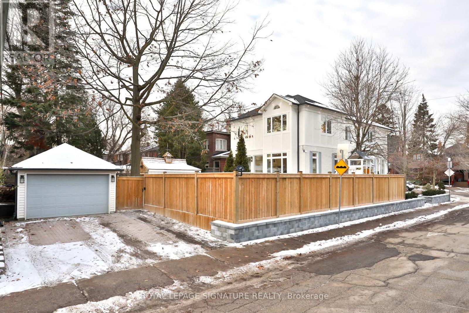 28 Belle Ayre Boulevard, Toronto, Ontario  M4S 1K3 - Photo 45 - C12609782